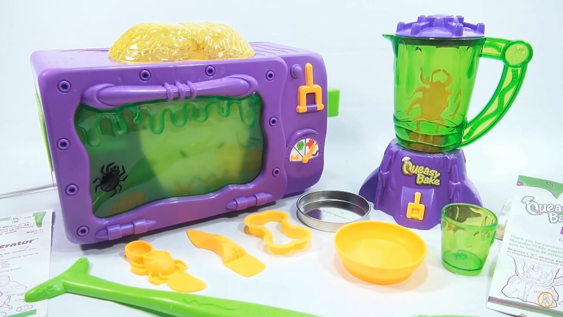 queasy bake cookerator - easy bake oven for boys