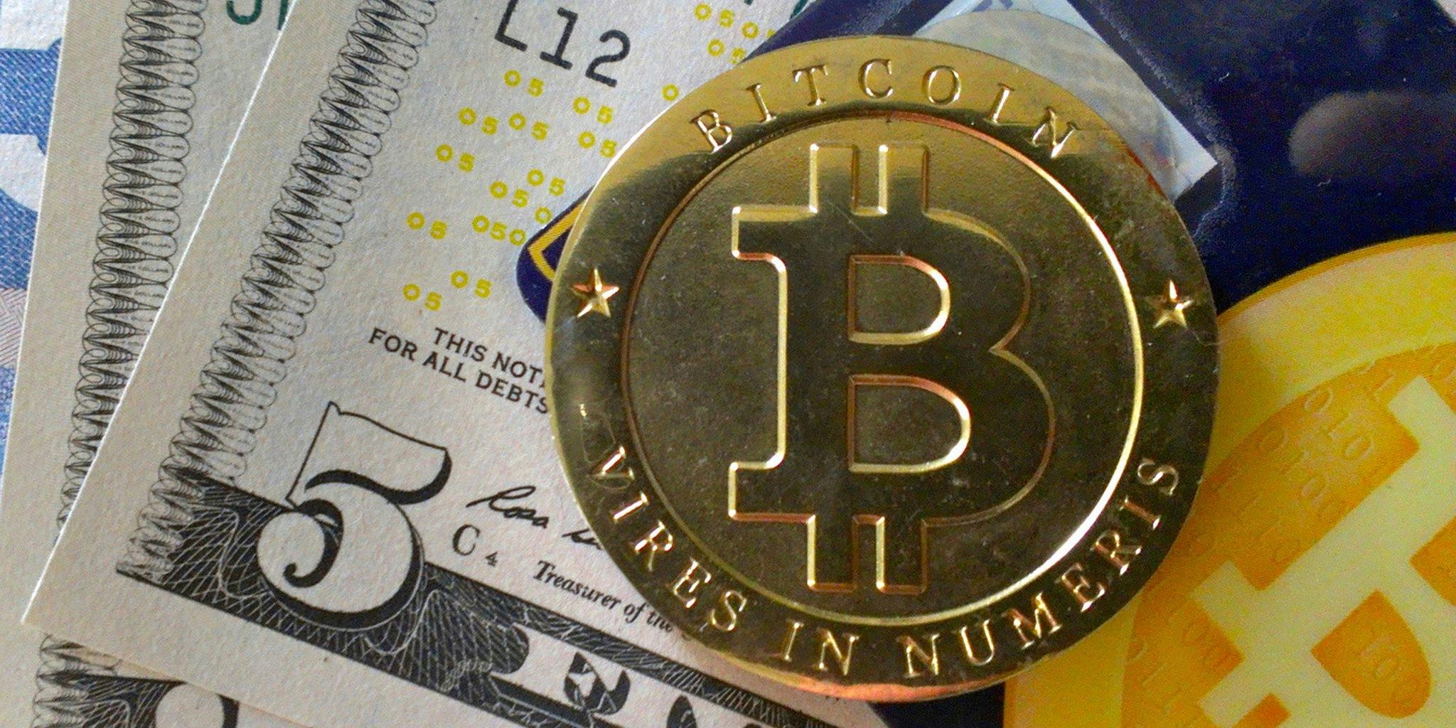Bitcoin's new bubble: Digital currency now trading at $30 ...
