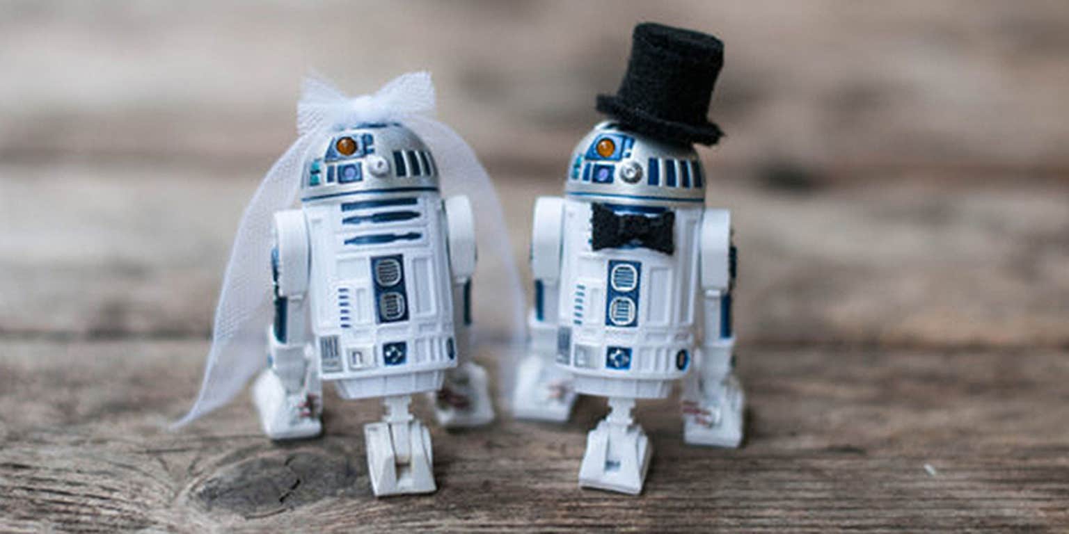 15 wonderfully nerdy wedding cake toppers The Daily Dot