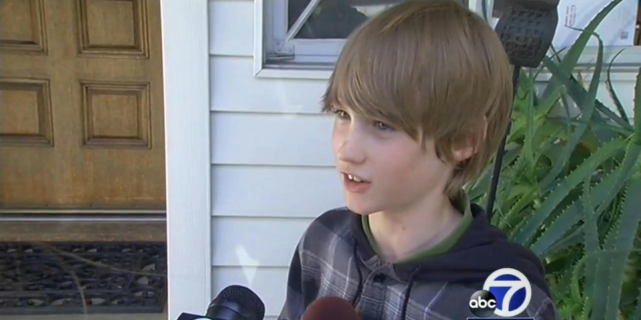 9-year-old hero walks miles through snow to save his dad