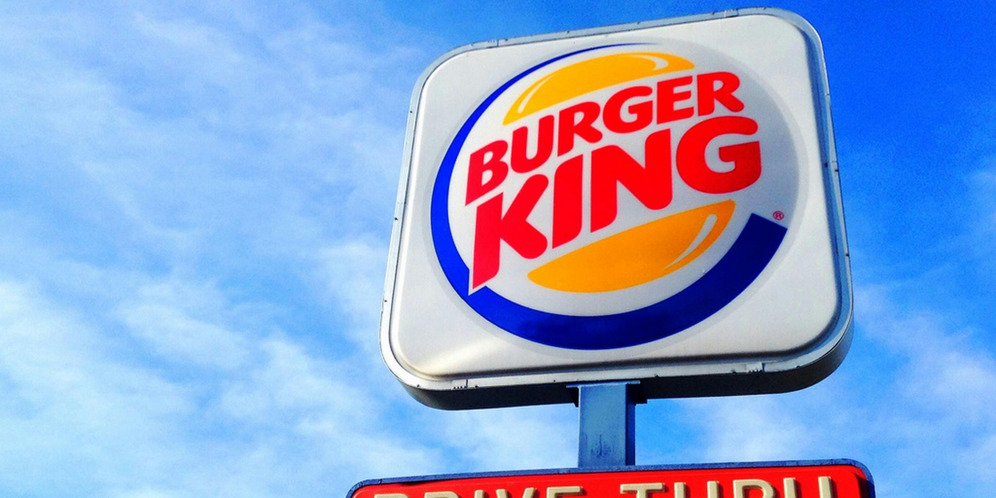 Burger King employee steals a s**tload of chicken nuggets on his last day